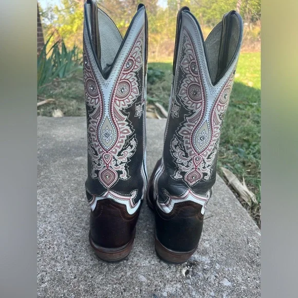 Ariat Alameda Cowboy Boots. Size 8.5 - Picture 7 of 13